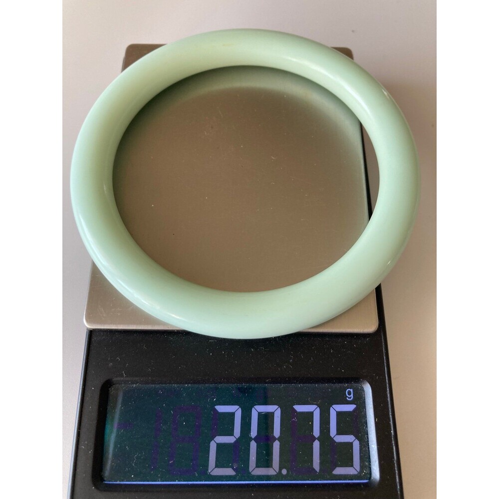 Vintage mint green Bakelite bangle Bracelet